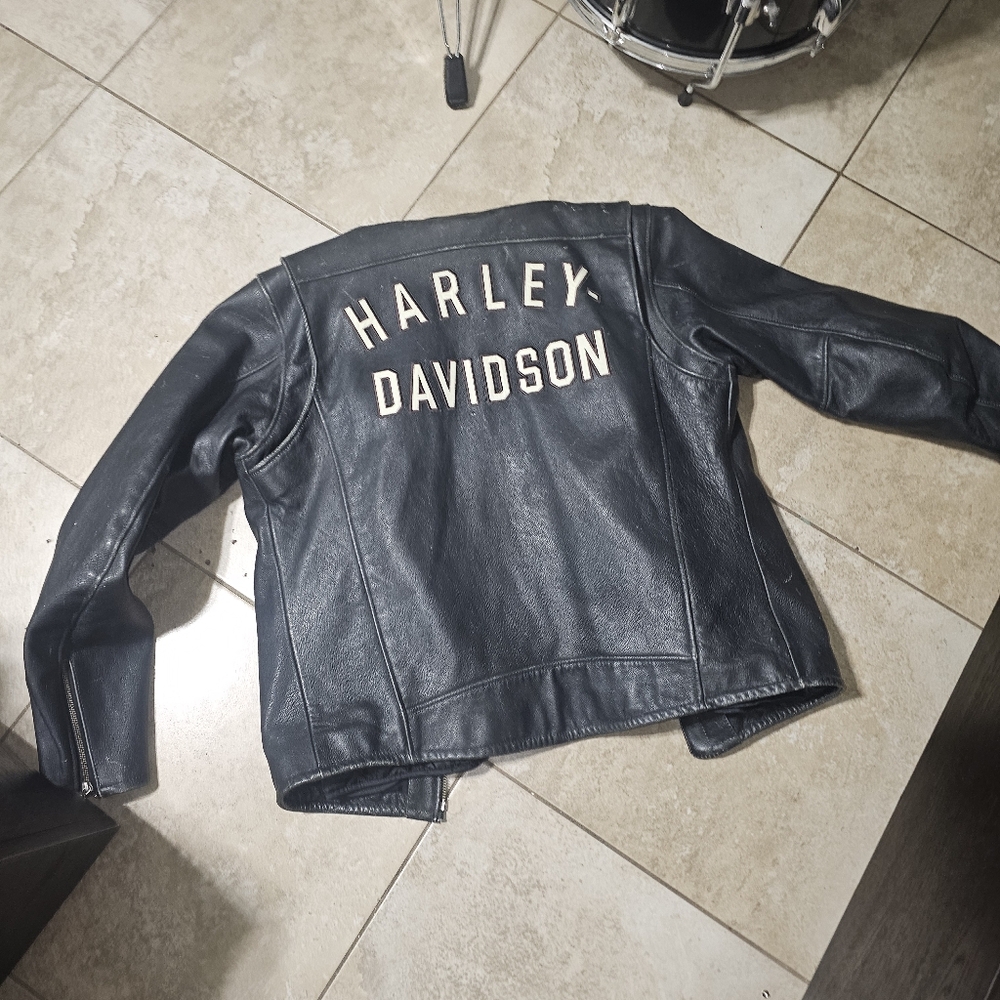 Leather jacket